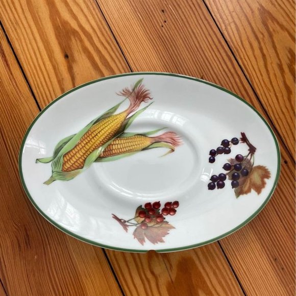 Evesham vale royal Worcester Gravy Bowl Plate - Picture 1 of 3